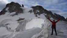 Au Col Blanc avec en arrière plan : La Petite Fourche (3520 m)
