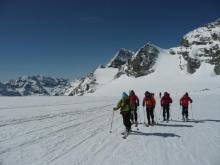 Montée au col de Valpelline